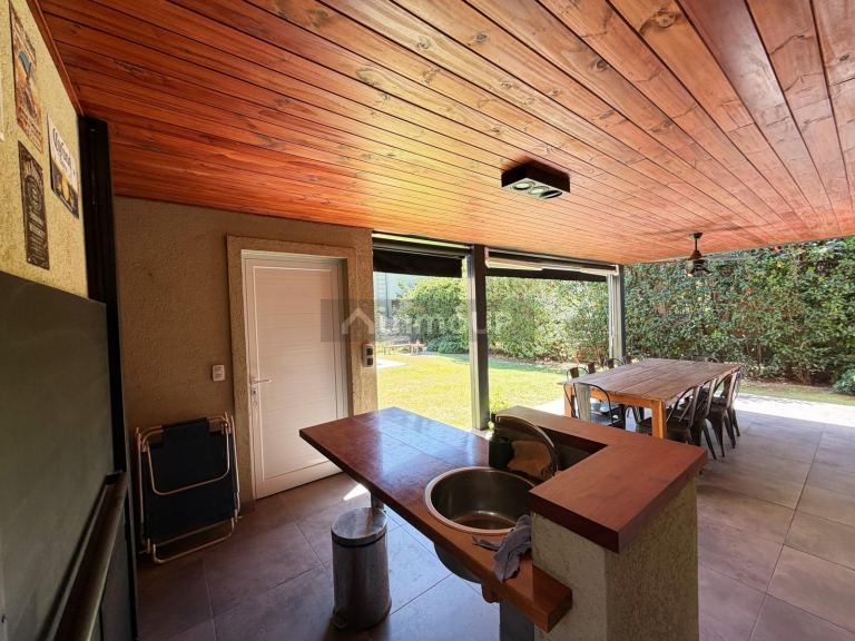 Casa en Venta en Rosario, Santa Fe