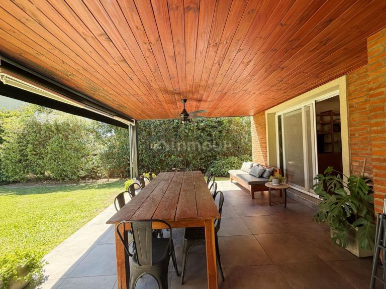 Casa en Venta en Rosario, Santa Fe