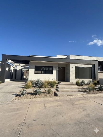 Casa en Venta en Las Heras, Mendoza
