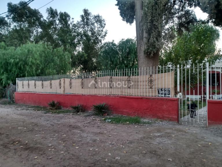 Casa en Venta en Rivadavia, Mendoza