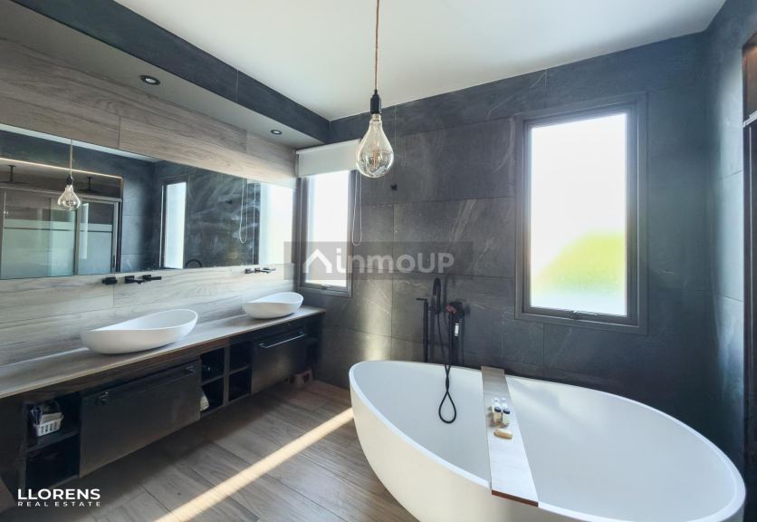 Casa en Venta en Capital, Mendoza