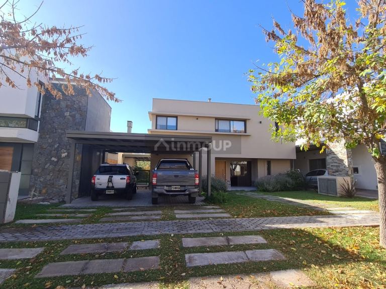 Casa en Venta en Maipu, Mendoza