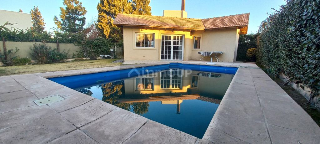 Casa en Venta en Guaymallen, Mendoza
