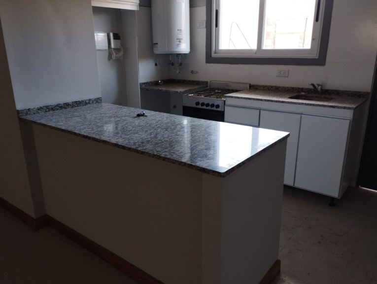 La Gloria 1696. Adyacente YPF Full