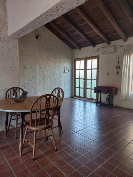 Manzana C, Casa 15. Calle El Jazmín
