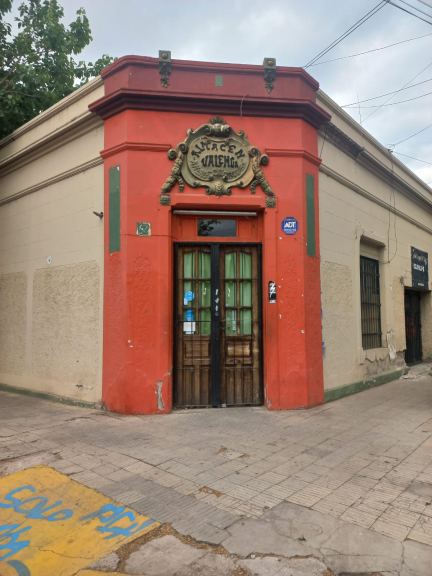 Esquina Guido Spano y Manuel Moreno