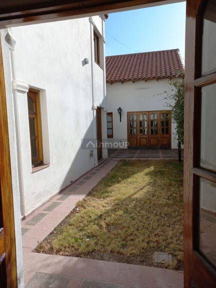 Casa en Alquiler en Capital, Mendoza