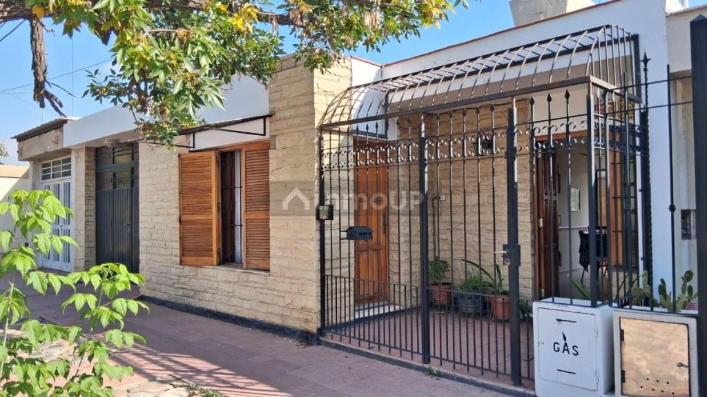 Casa en Venta en Guaymallen, Mendoza