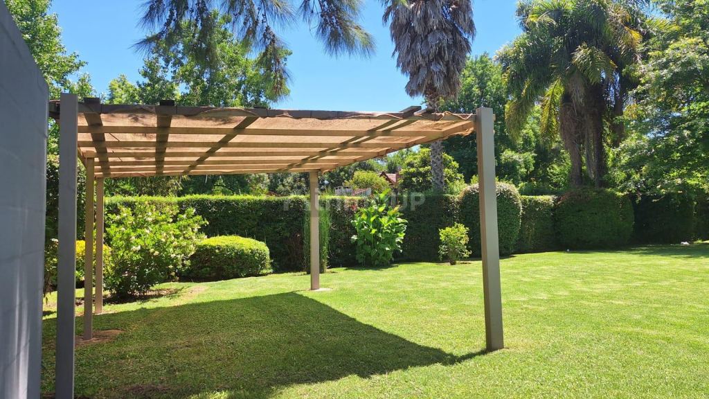 Casa Quinta en Venta en Escobar, G.B.A. Zona Norte