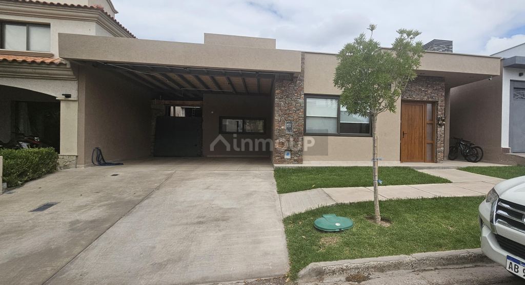 Casa en Venta en Guaymallen, Mendoza