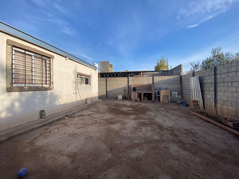 Casa en Venta en Guaymallen, Mendoza