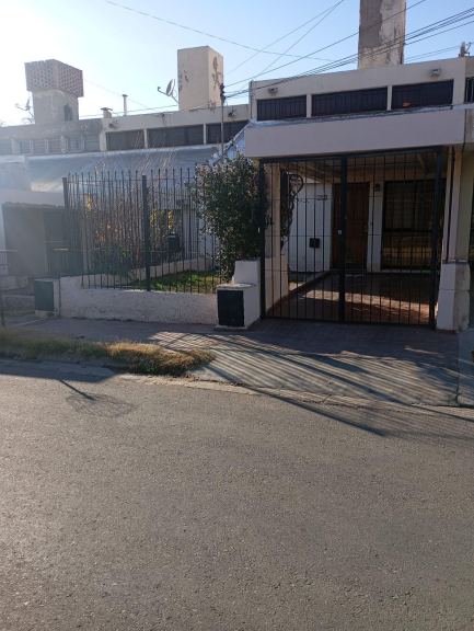 Casa en Alquiler en Godoy Cruz, Mendoza