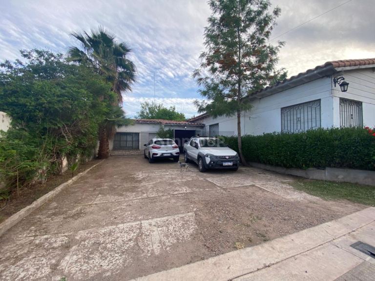 Casa en Venta en Guaymallen, Mendoza