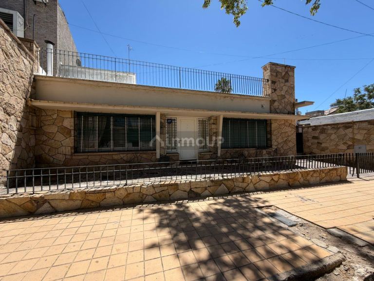 Casa en Alquiler en Godoy Cruz, Mendoza