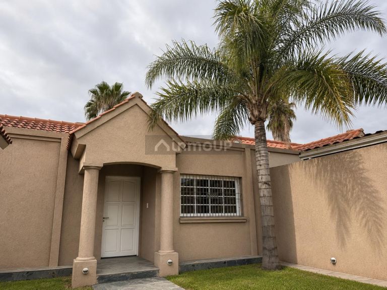 Casa en Venta en Guaymallen, Mendoza