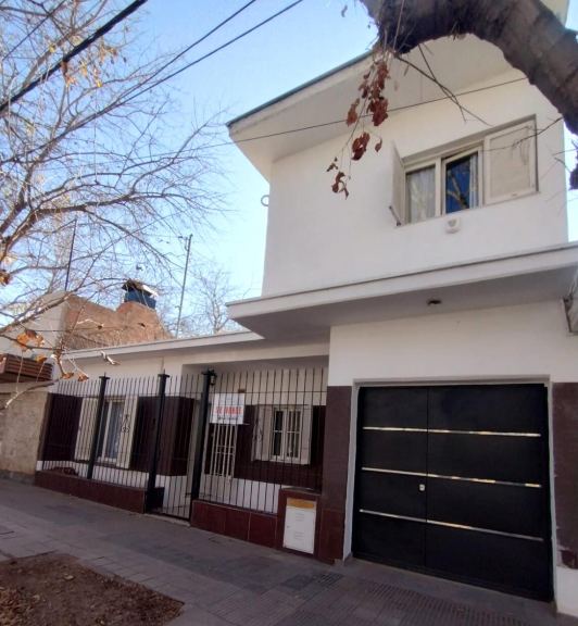 Casa en Venta en Capital, Mendoza