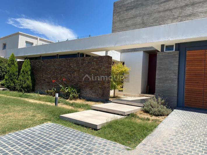 Chalet en Venta en Guaymallen, Mendoza