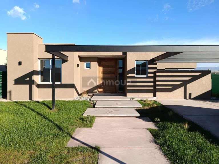 Casa en Venta en Maipu, Mendoza