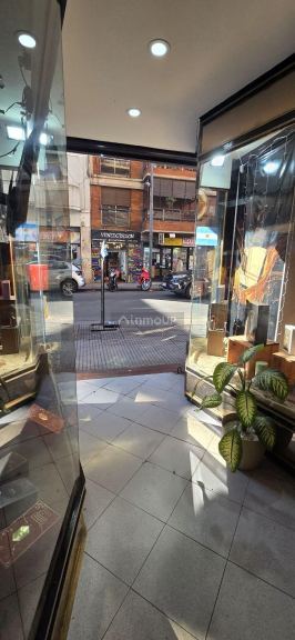 Local Comercial en Venta en Flores, Capital Federal