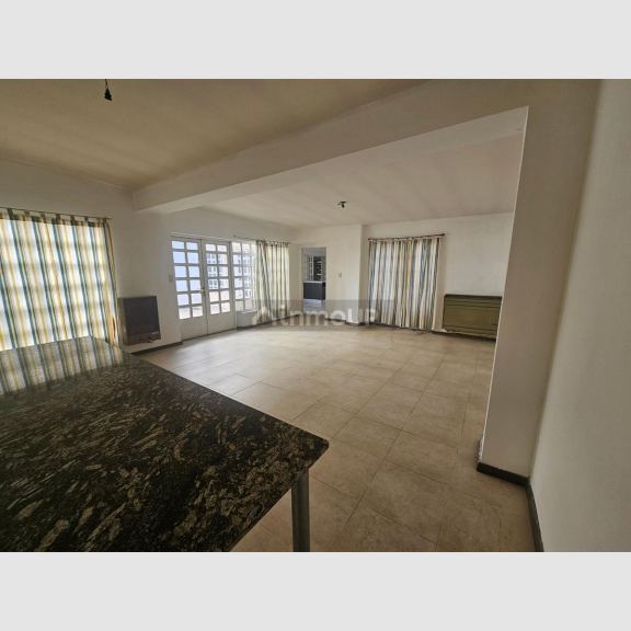 Casa en Venta en Escalante, Chubut