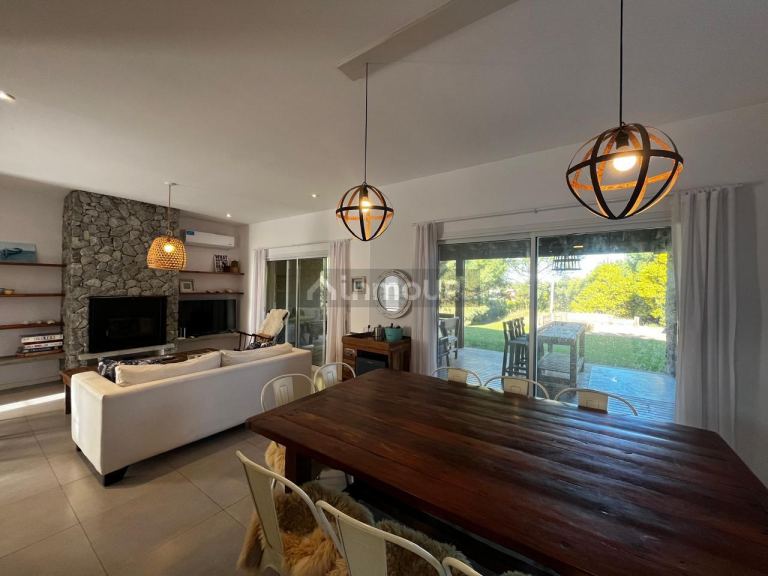 Casa en Venta en De la Costa, Buenos Aires Costa Atlantica