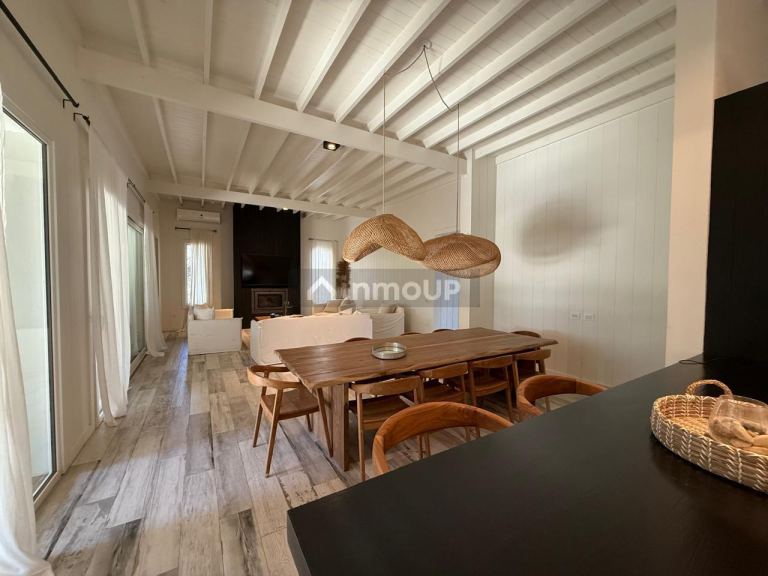 Casa en Venta en De la Costa, Buenos Aires Costa Atlantica