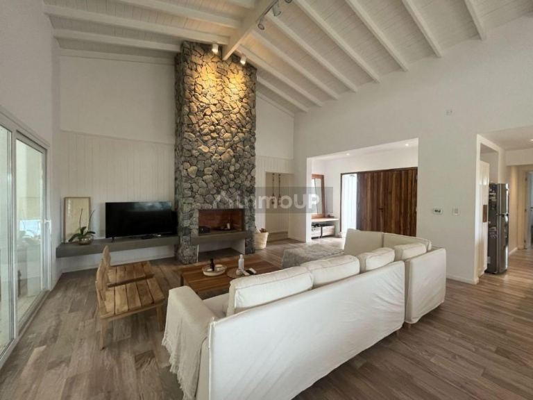 Casa en Venta en De la Costa, Buenos Aires Costa Atlantica