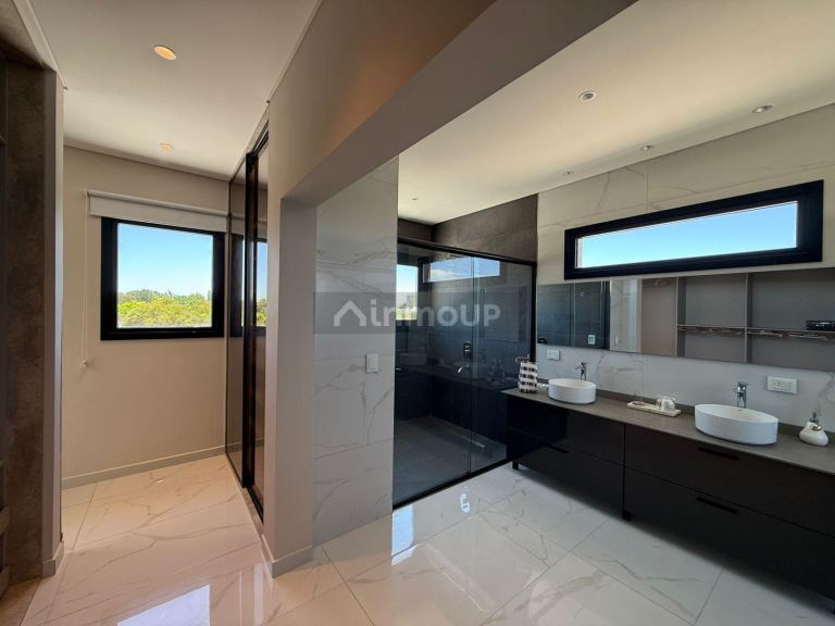 Casa en Venta en De la Costa, Buenos Aires Costa Atlantica