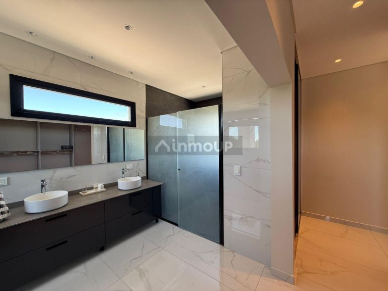 Casa en Venta en De la Costa, Buenos Aires Costa Atlantica