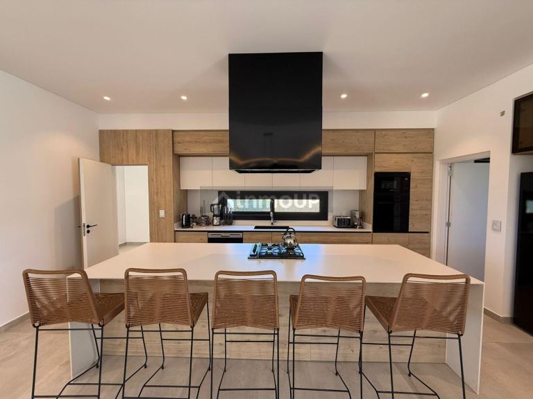 Casa en Venta en De la Costa, Buenos Aires Costa Atlantica