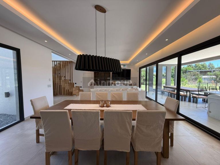 Casa en Venta en De la Costa, Buenos Aires Costa Atlantica