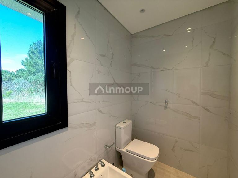 Casa en Venta en De la Costa, Buenos Aires Costa Atlantica