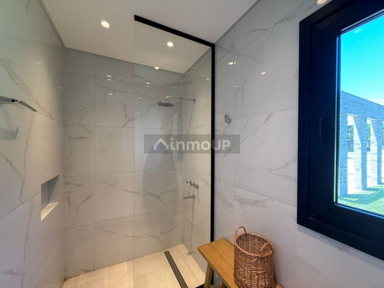 Casa en Venta en De la Costa, Buenos Aires Costa Atlantica