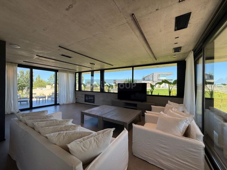 Casa en Venta en De la Costa, Buenos Aires Costa Atlantica