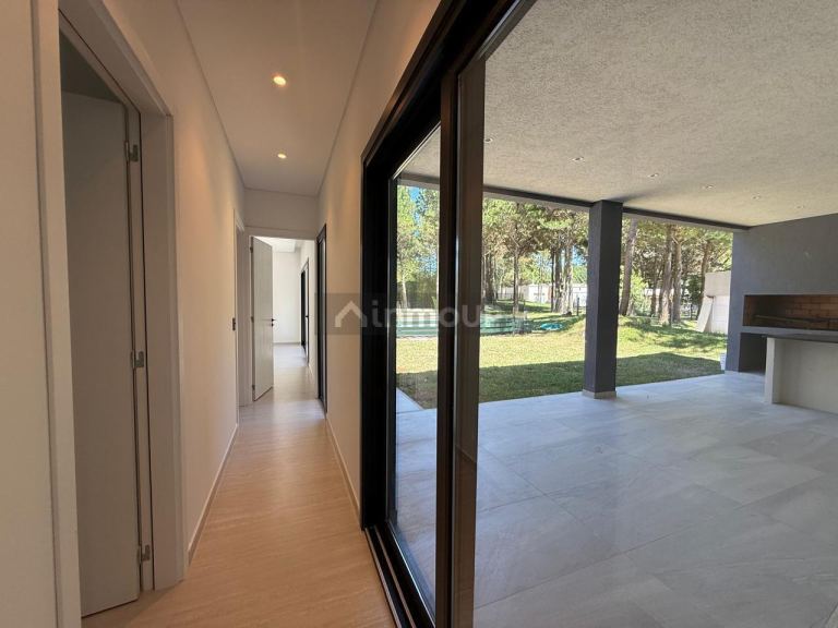 Casa en Venta en De la Costa, Buenos Aires Costa Atlantica