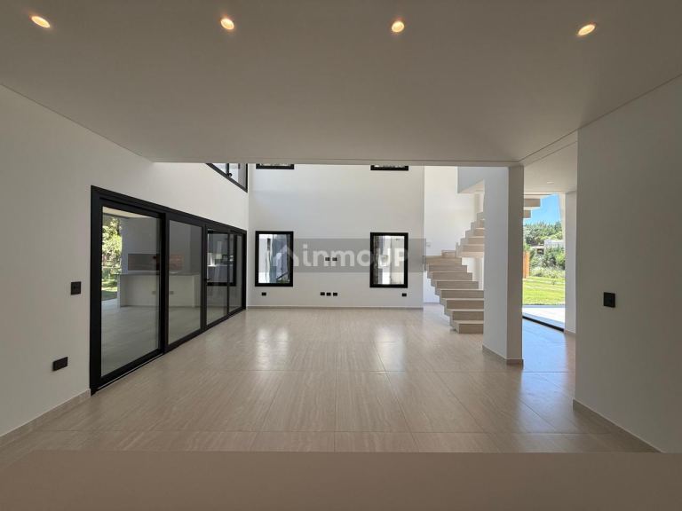 Casa en Venta en De la Costa, Buenos Aires Costa Atlantica