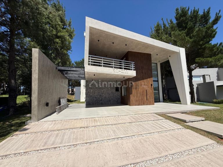 Casa en Venta en De la Costa, Buenos Aires Costa Atlantica