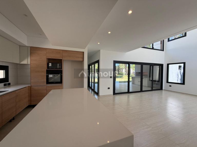 Casa en Venta en De la Costa, Buenos Aires Costa Atlantica