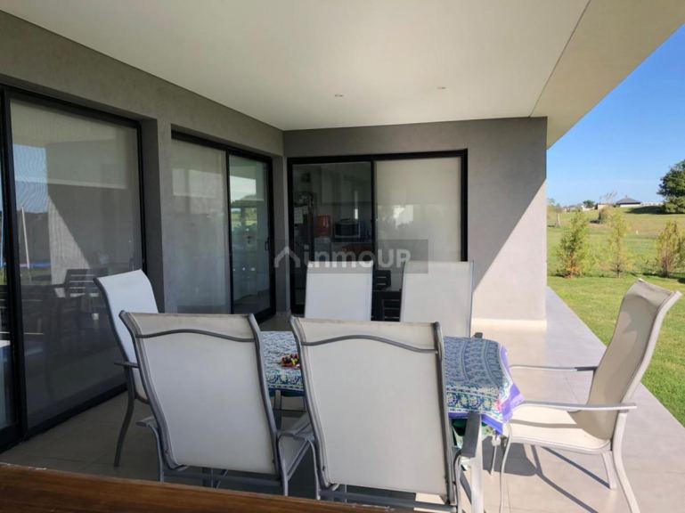 Casa en Alquiler en Escobar, G.B.A. Zona Norte