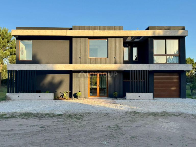 Casa en Venta en De la Costa, Buenos Aires Costa Atlantica