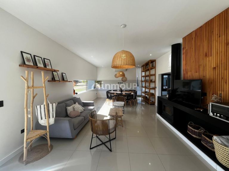 Casa en Venta en De la Costa, Buenos Aires Costa Atlantica