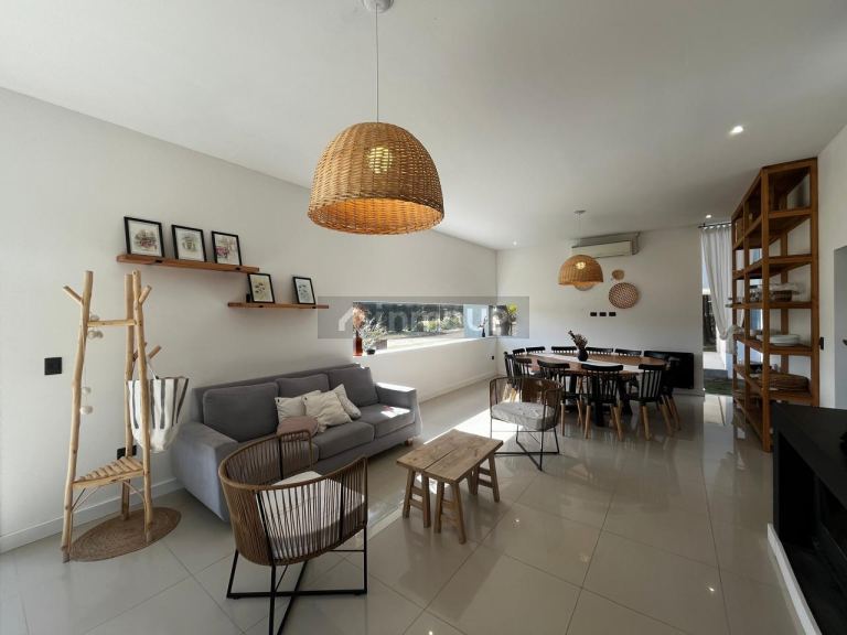 Casa en Venta en De la Costa, Buenos Aires Costa Atlantica
