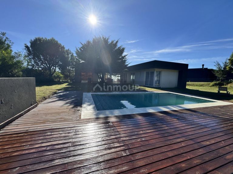 Casa en Venta en De la Costa, Buenos Aires Costa Atlantica
