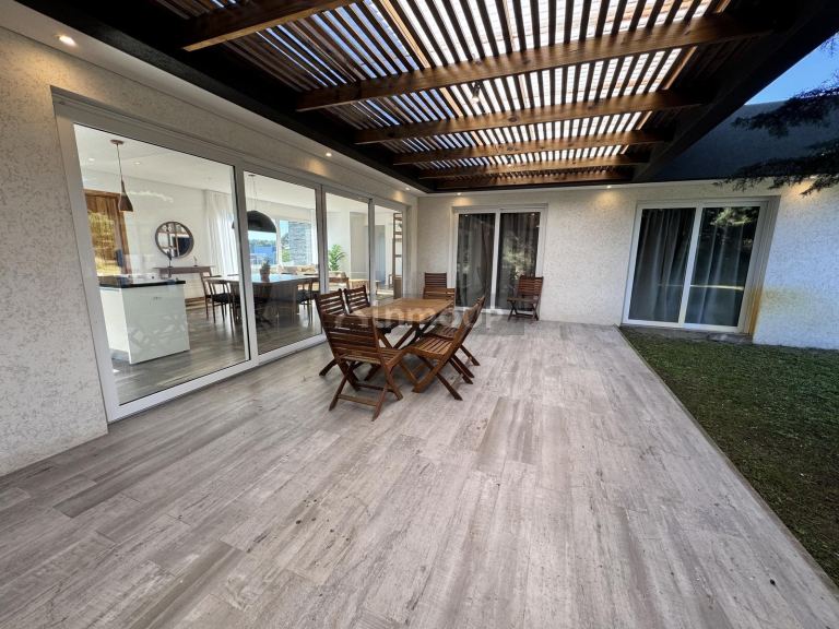 Casa en Venta en De la Costa, Buenos Aires Costa Atlantica