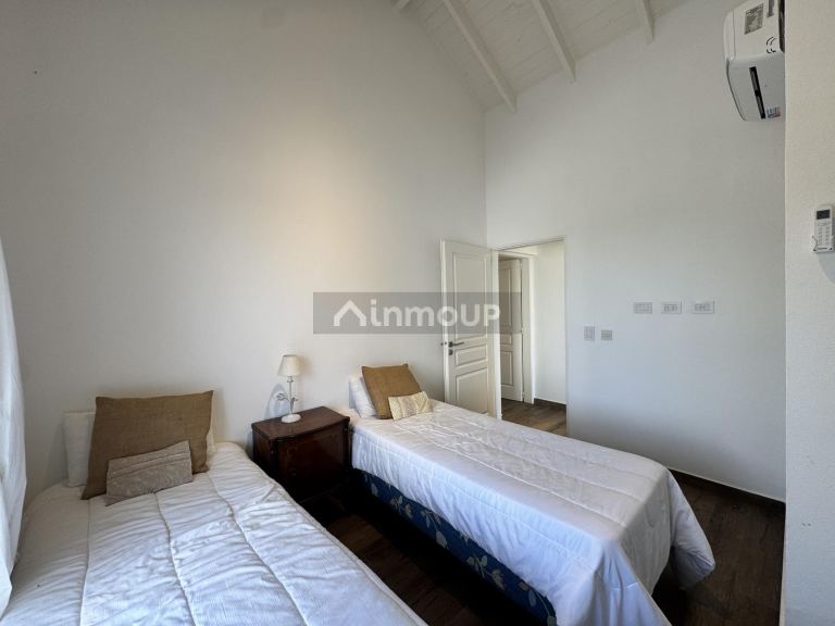 Casa en Venta en De la Costa, Buenos Aires Costa Atlantica