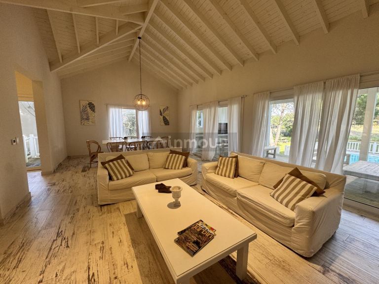 Casa en Venta en De la Costa, Buenos Aires Costa Atlantica