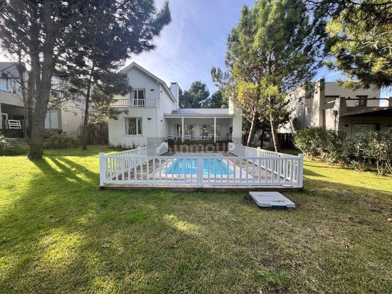 Casa en Venta en De la Costa, Buenos Aires Costa Atlantica