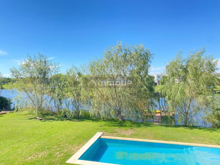 Casa en Venta en Escobar, G.B.A. Zona Norte