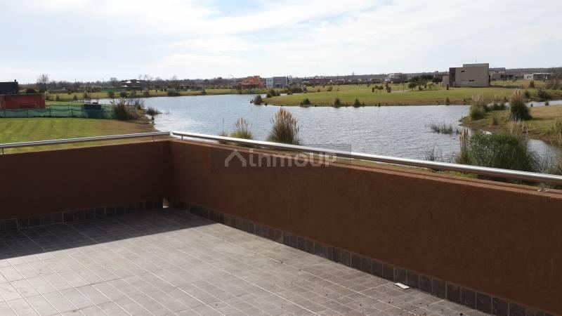 Casa en Venta en Escobar, G.B.A. Zona Norte