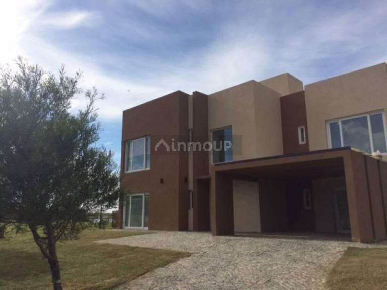 Casa en Venta en Escobar, G.B.A. Zona Norte